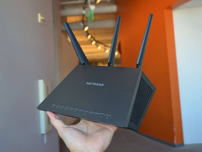 The FBI wants you to reboot your router NOW to help destroy a botnet